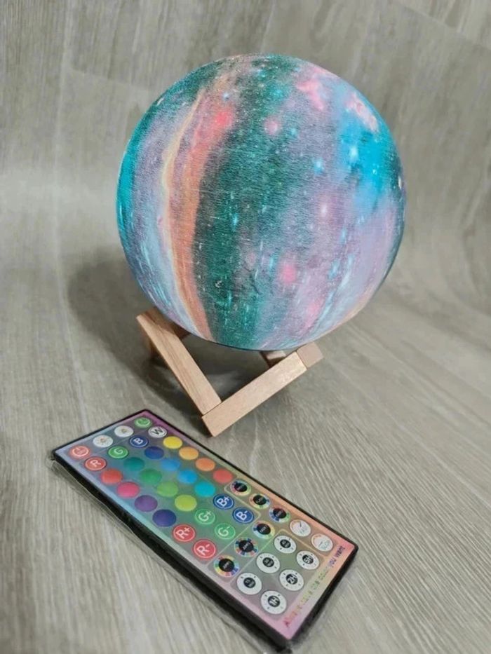 Magnifique Lampe Lune décorative 16 couleurs RGB - photo numéro 10
