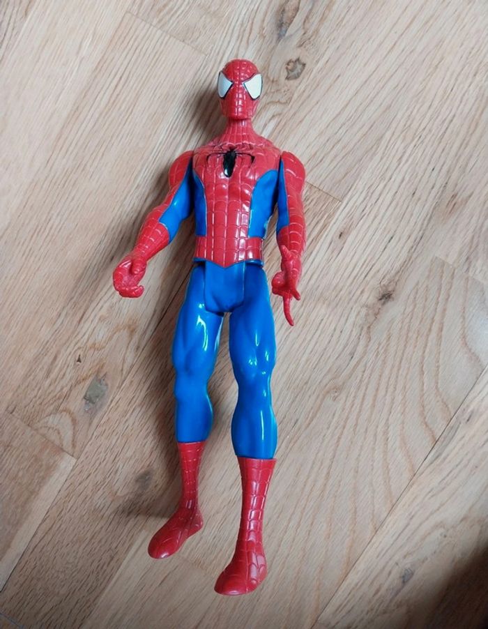 Figurine spiderman
