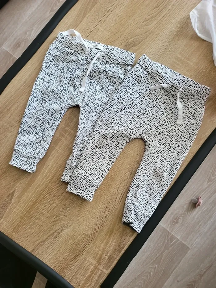Lot 2 legging 3/6 mois