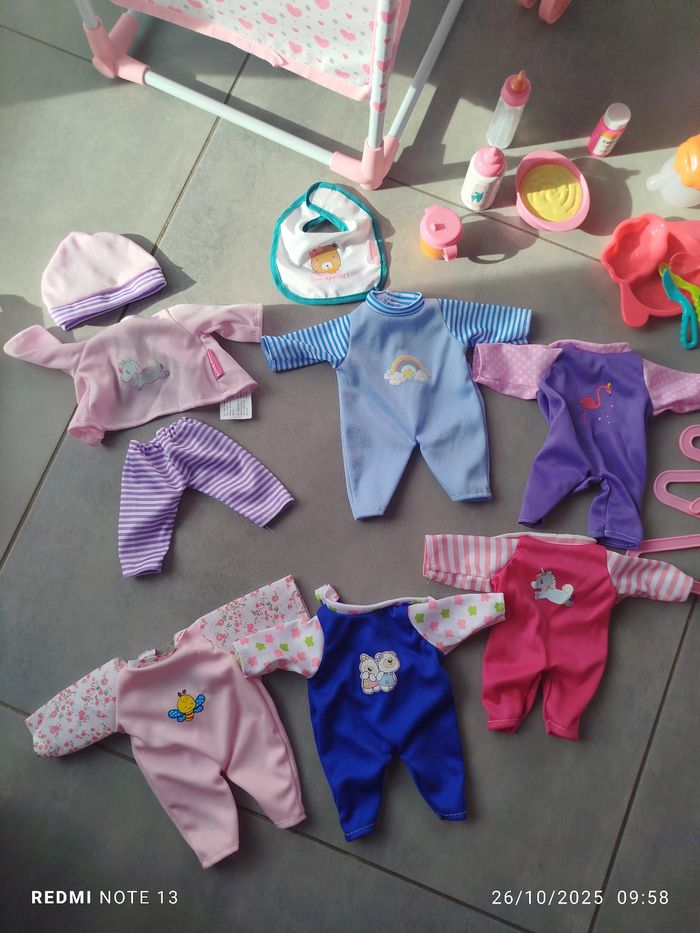 Lot poupon - photo numéro 2