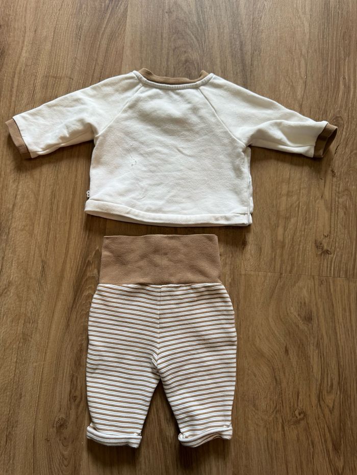 Ensemble Obaidi 0 mois naissance bébé pantalon haut très bon état - photo numéro 2