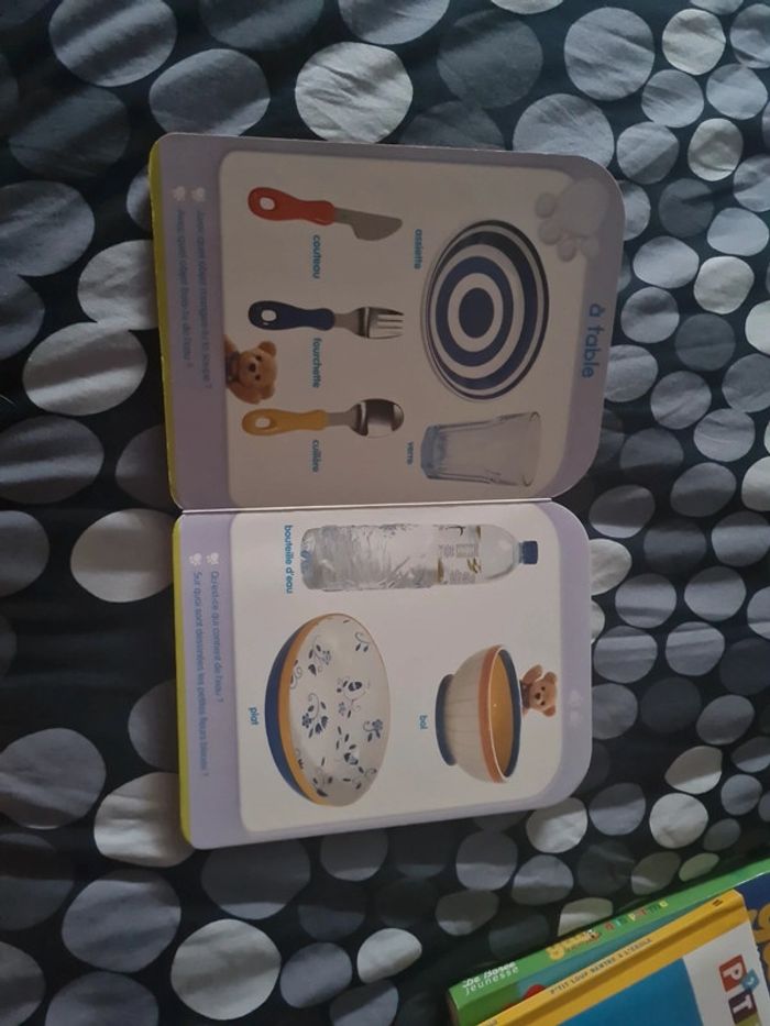 Livre les mots - photo numéro 3