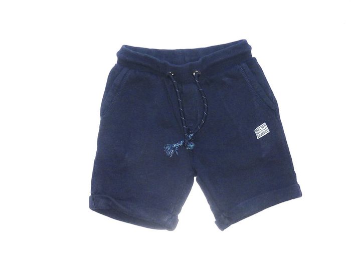 Short TAO 4 ans