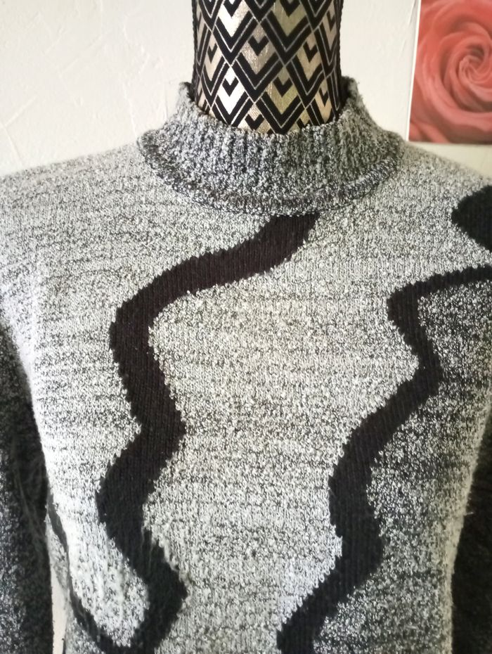 🌸 Pull femme, taille 40 - photo numéro 2