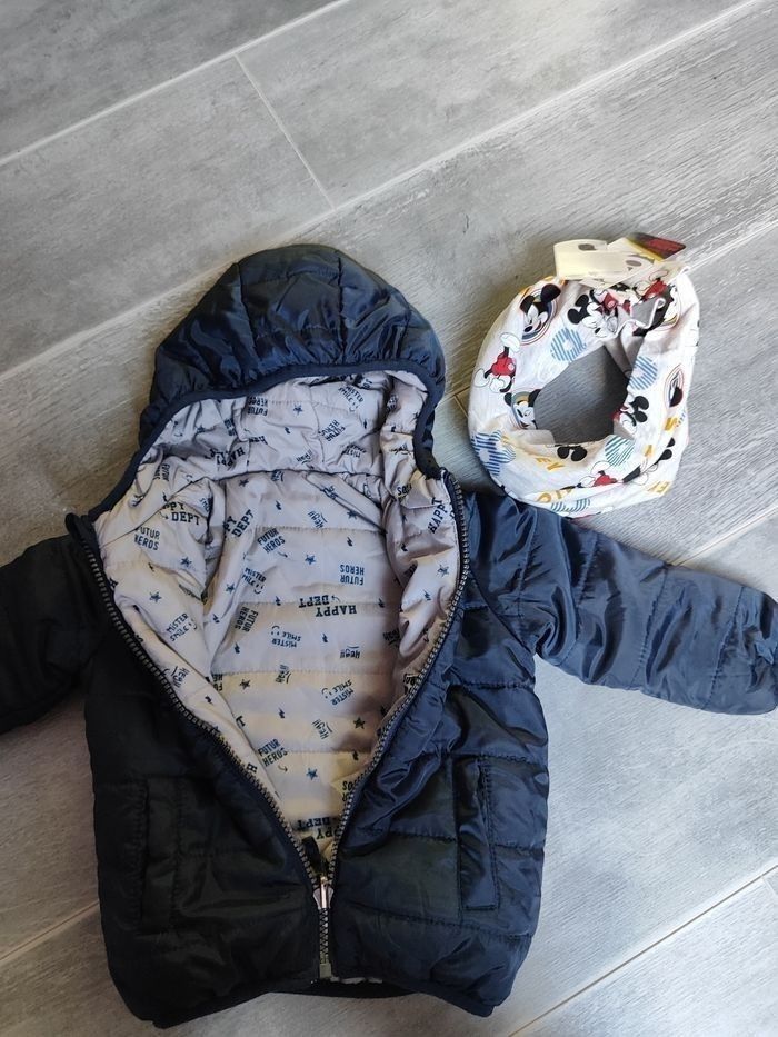 Manteau 12 mois + tour de cou - photo numéro 2