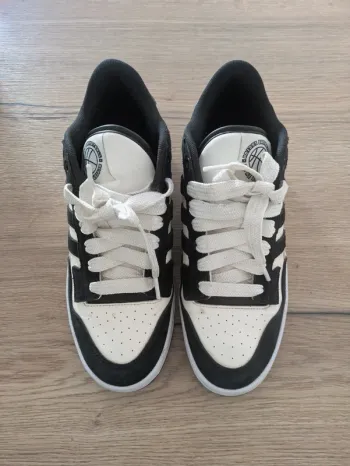 Adidas Rapid Court Low - taille 44