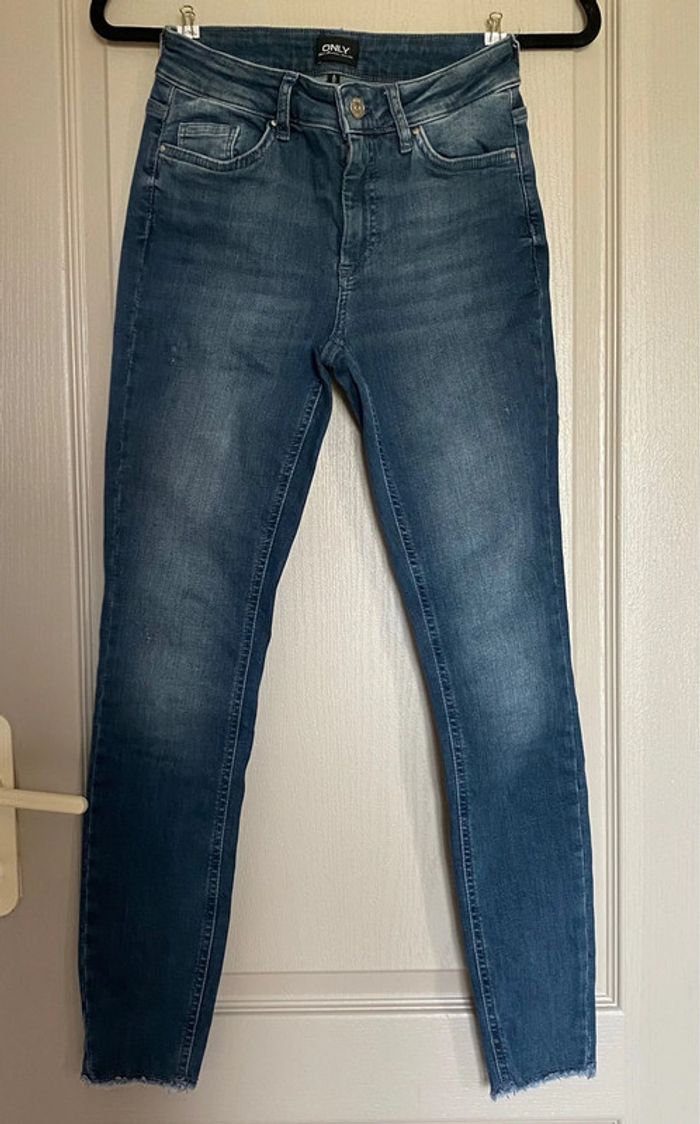 Jean skinny taille moyenne taille S/32 - photo numéro 2