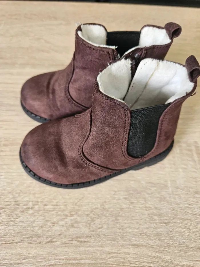 Petites bottes taille 20/21 H&M