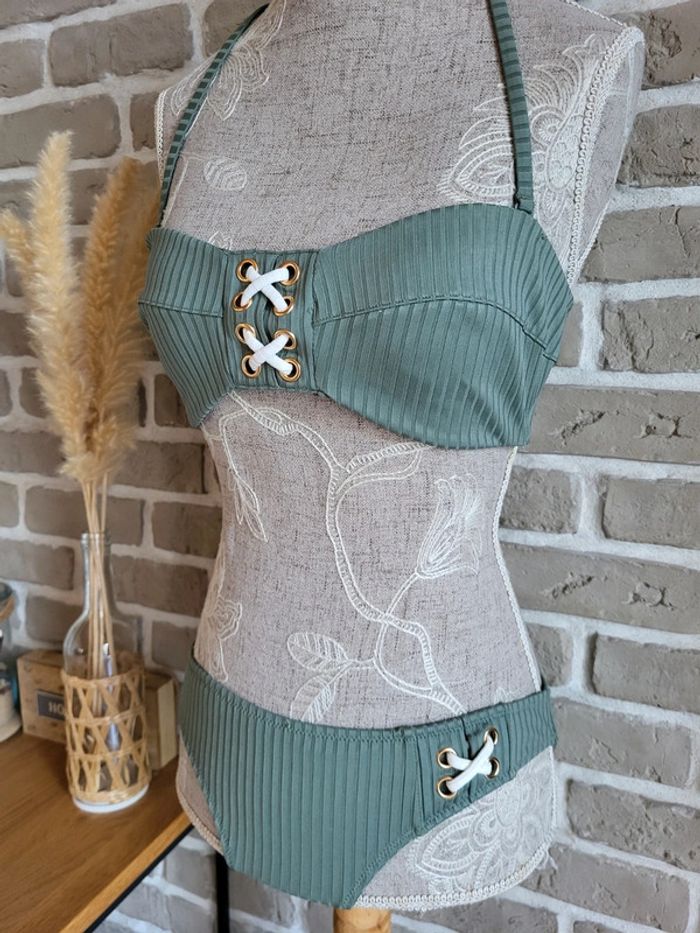 Maillot de bain 2 pièces vert sauge avec laçage - Kiabi - photo numéro 6
