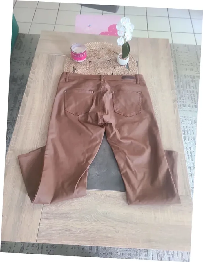 Pantalon marron Taille 40 - photo numéro 2