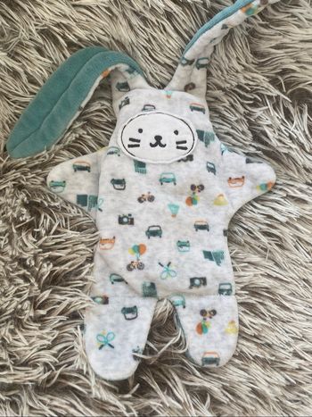 Doudou lapin plat catimini