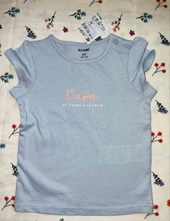 T-shirt taille 6 mois - neuf avec étiquette 