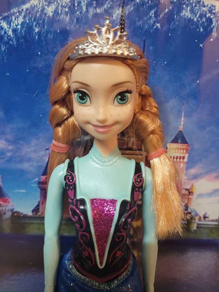 Poupée Disney princesse Anna dans la reine des neiges - photo numéro 3