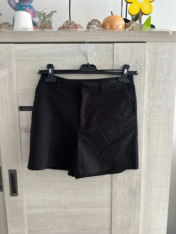 Short noir Kiabi taille 36