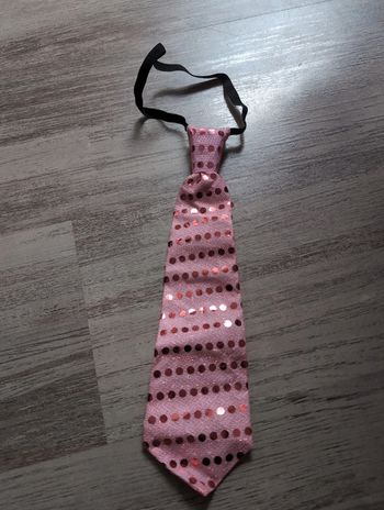 Cravate fantaisie lumineuse