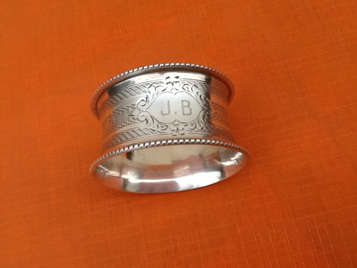 Argent Rond de serviette à décor de frise Poinçon de titre tête de minerve - photo numéro 2