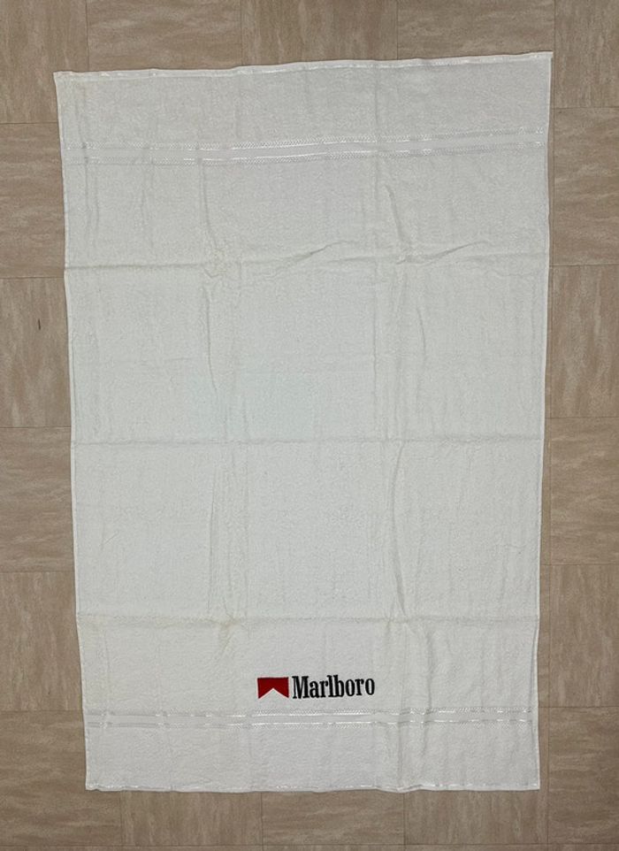 Serviette Marlboro - photo numéro 5