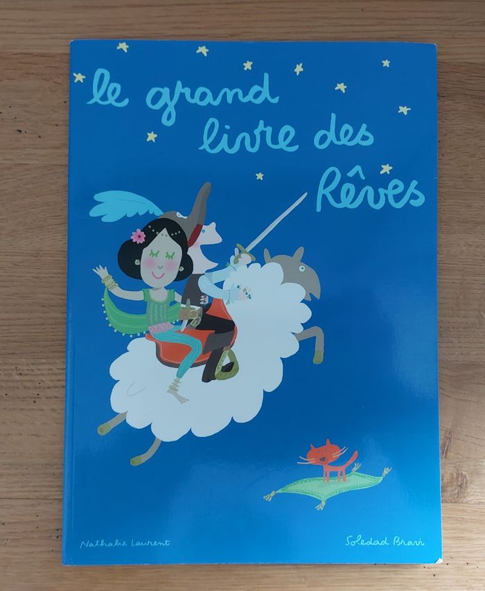 Le grand livre des rêves - l'école des loisirs