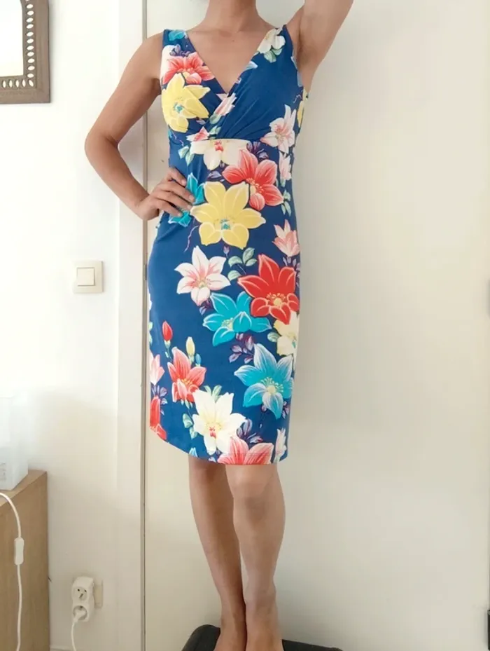Superbe robe King Louie motifs fleurs colorées - photo numéro 2