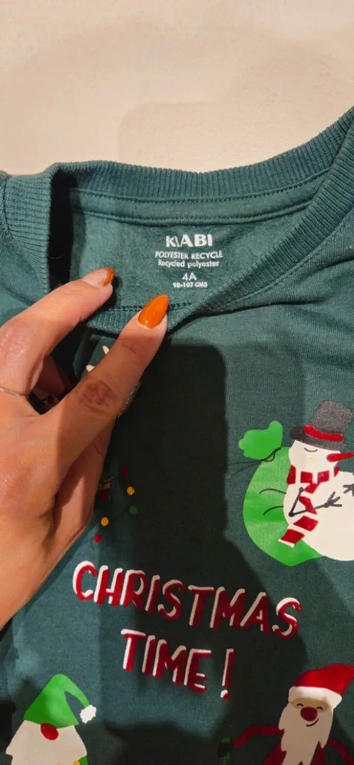 Pull de Noël 4 ans Kiabi - photo numéro 2