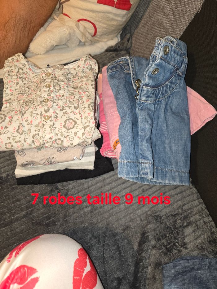 Lot vêtements bébé fille - photo numéro 3