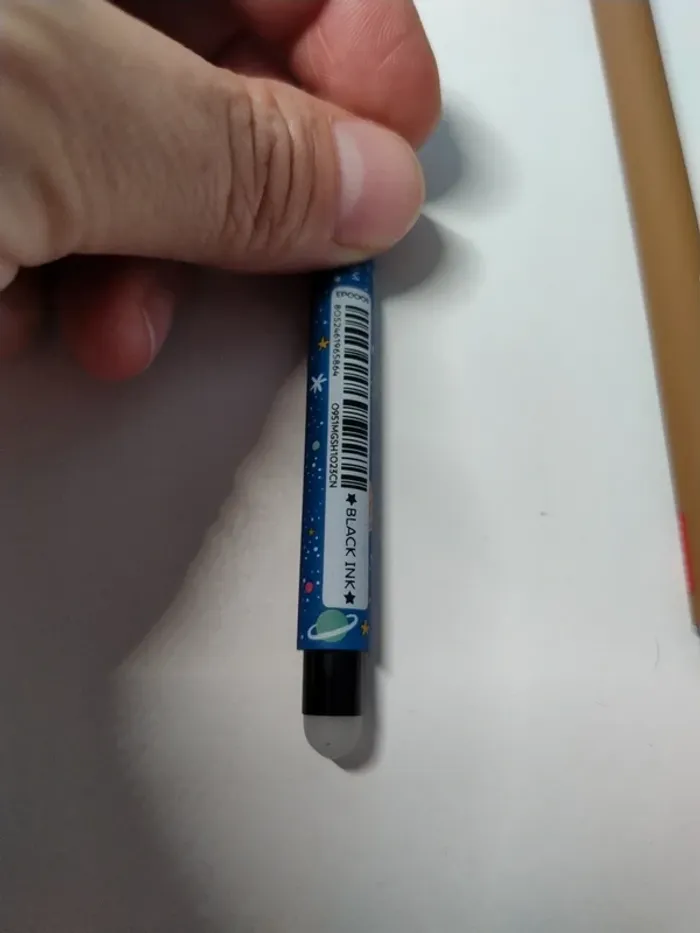 Trois stylos et un crayon Legami - photo numéro 2