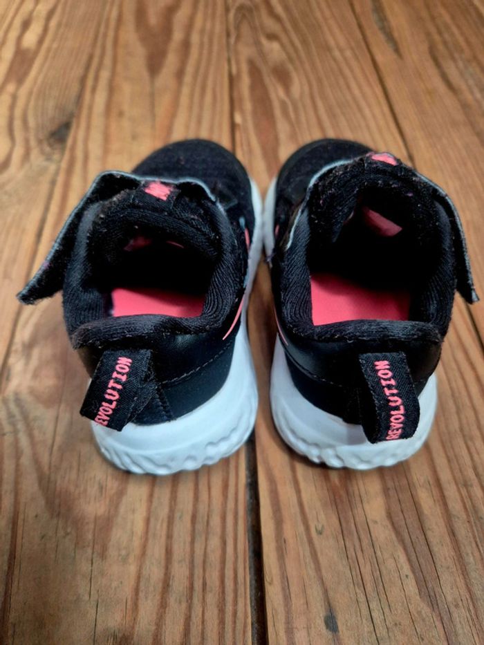 Nike revolution - photo numéro 4