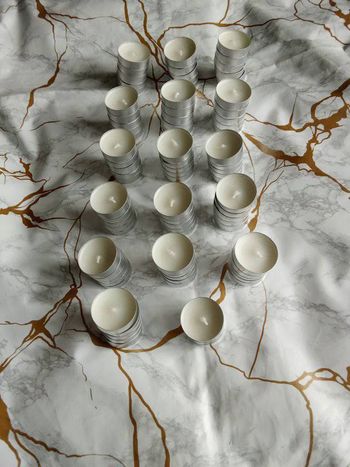 Lot de 83 bougies chauffe plat