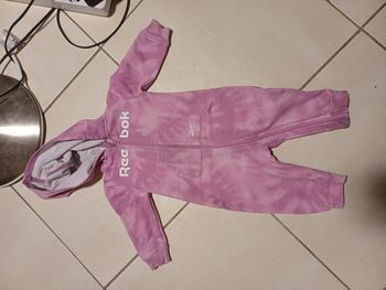 Combinaison bebe fille reebok