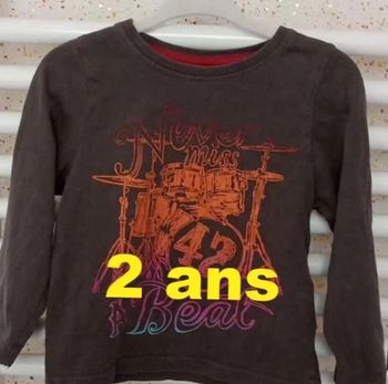 Tee shirt manche longue  marron motif  multicolore Orchestra  Taille 2 ans