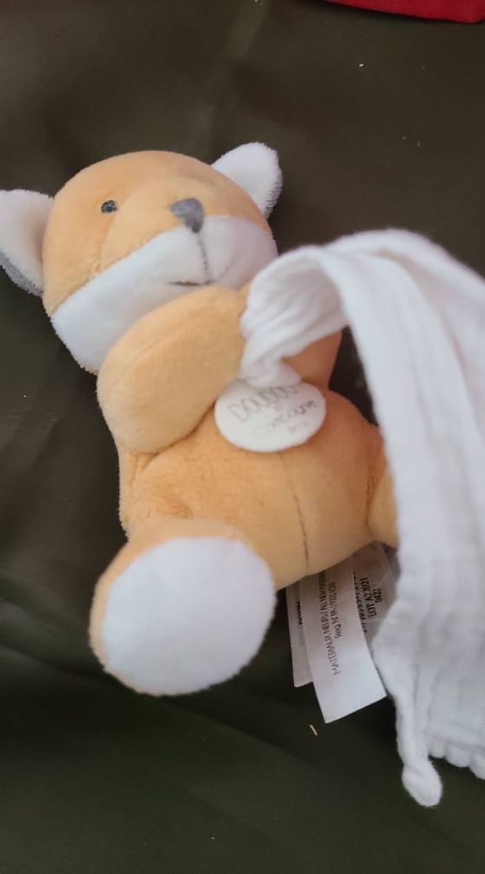 doudou et compagnie UNICEF renard mouchoir lange blanc - photo numéro 5