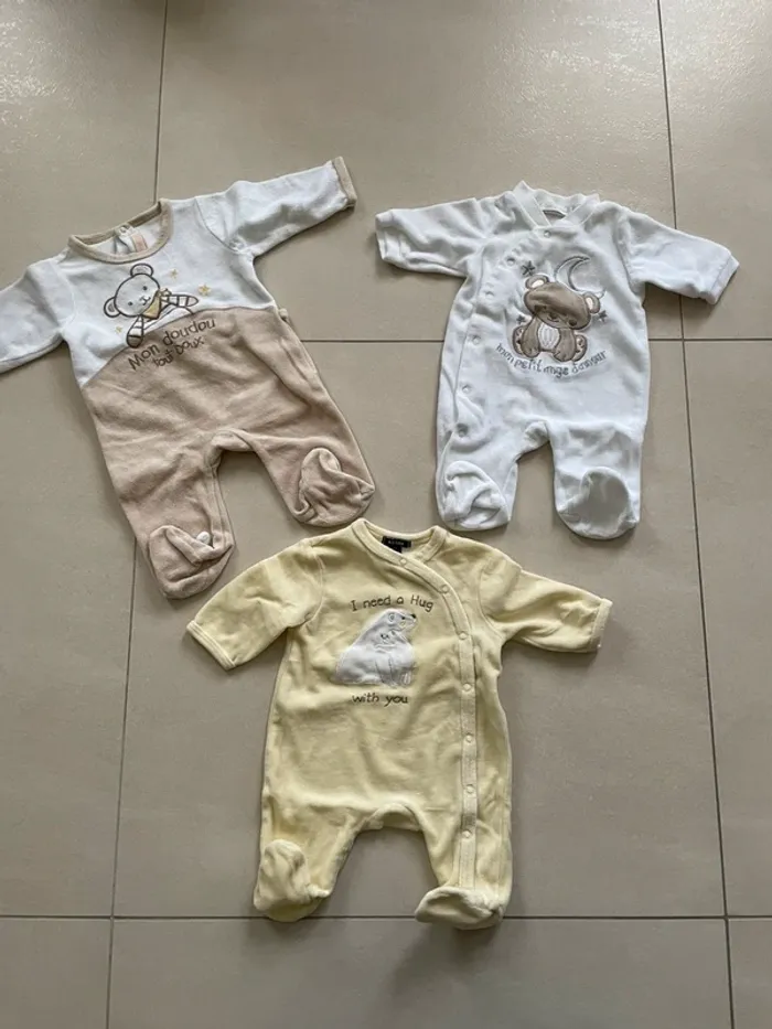 Pyjamas bébé fille 1 mois - photo numéro 5