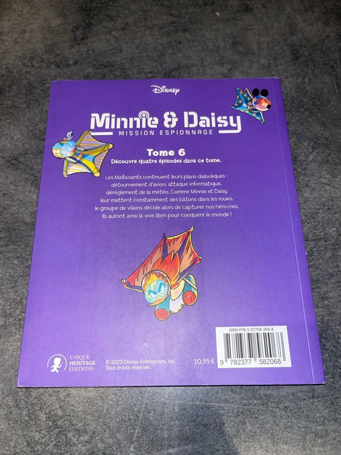 Livre Minnie & Daisy - photo numéro 2