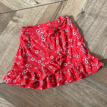 Jupe rouge fleurs Kiabi 3 ans