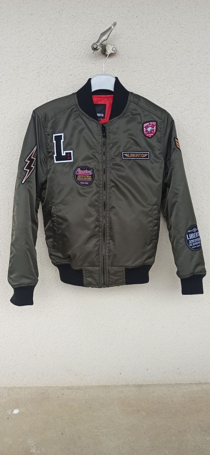 Blouson taille 12 ans