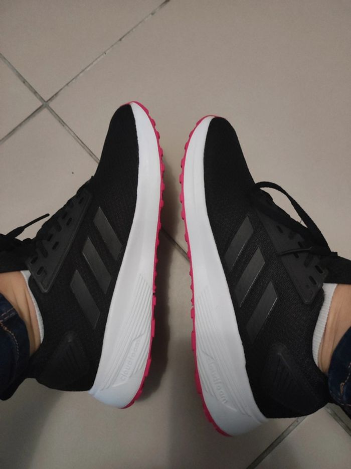 Baskets Adidas orholite femme t.40 - photo numéro 2