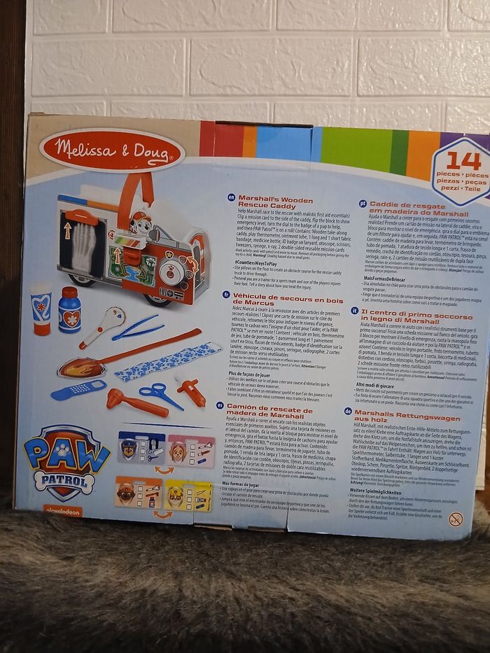 Véhicules en bois  pat patrouille avec accessoires - photo numéro 6