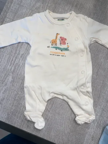 Pyjama écru Gémo – motif girafe et koala
