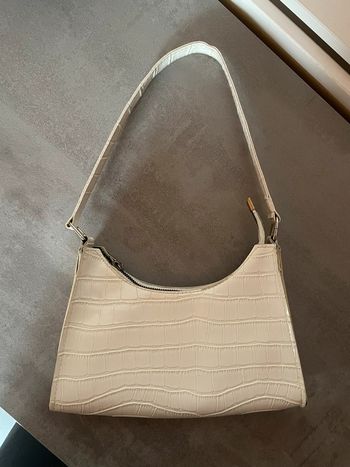 Sac baguette blanc effet crocodile