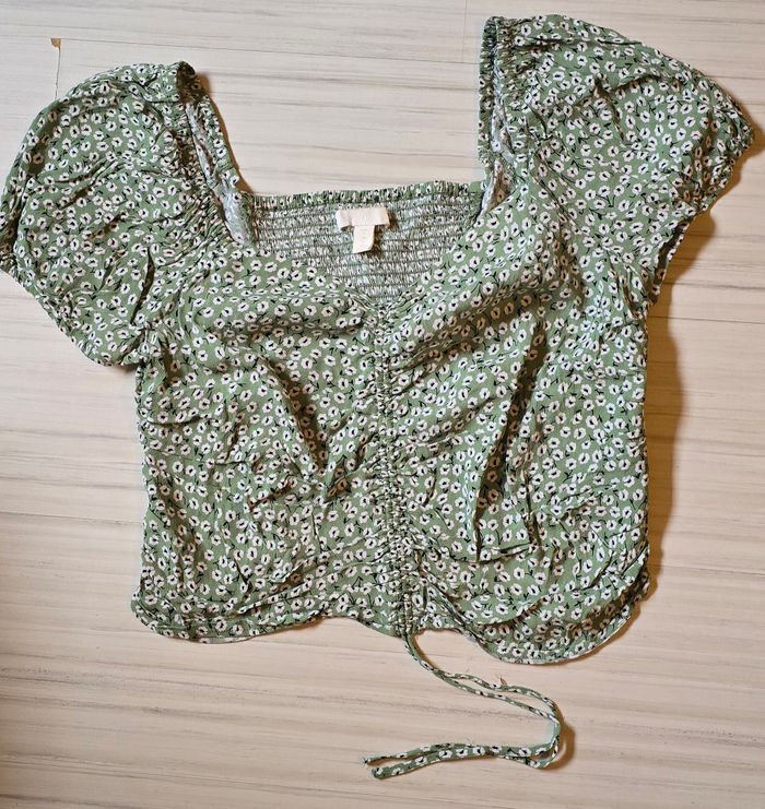 Crop top