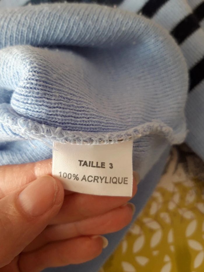 Pull taille 3 - photo numéro 5