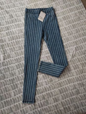Jeans slim stretch taille élastique rayures bleu blanc Zara taille 14 ans