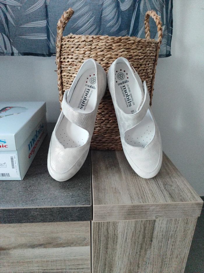 Chaussures femme T39 mobils ergonomic - photo numéro 2