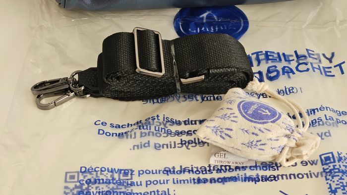 Sac à main crossbody Cabaïa- taille médium neuf - photo numéro 6