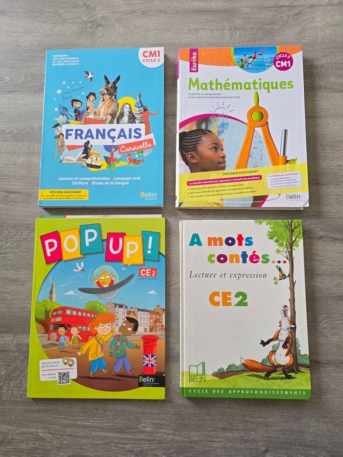Manuels scolaires