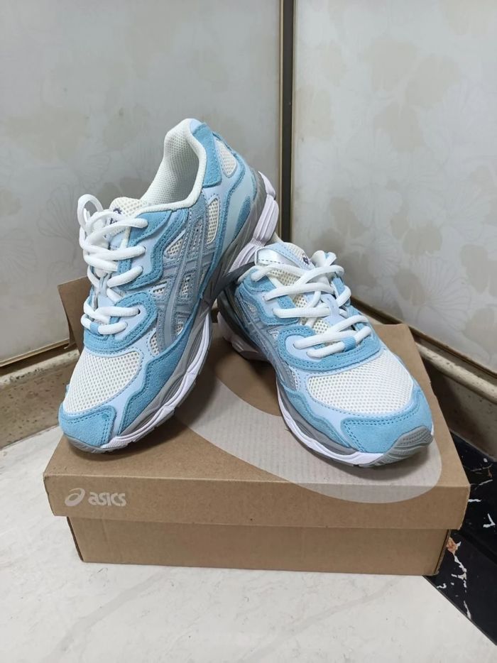 ASICS Gel-NYC Cream Arctic Sky Taille 39.5 - photo numéro 2