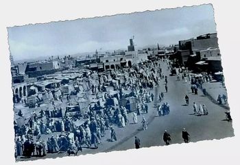 Carte postale (Maroc) Marrakech La Place Djemaa El Fna