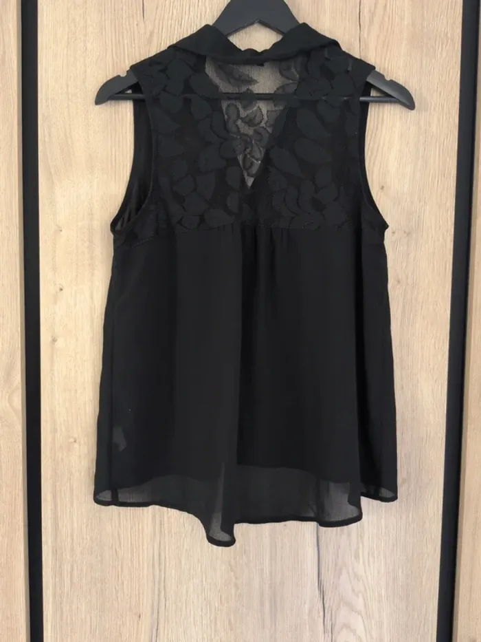 Top transparent Taille 38 - photo numéro 2