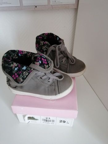 Baskets montantes taille 23