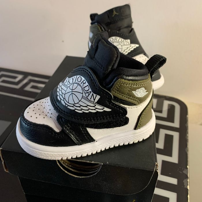 Chaussures pour bébé, garçon Nike Jordan taille 19.5 - photo numéro 2